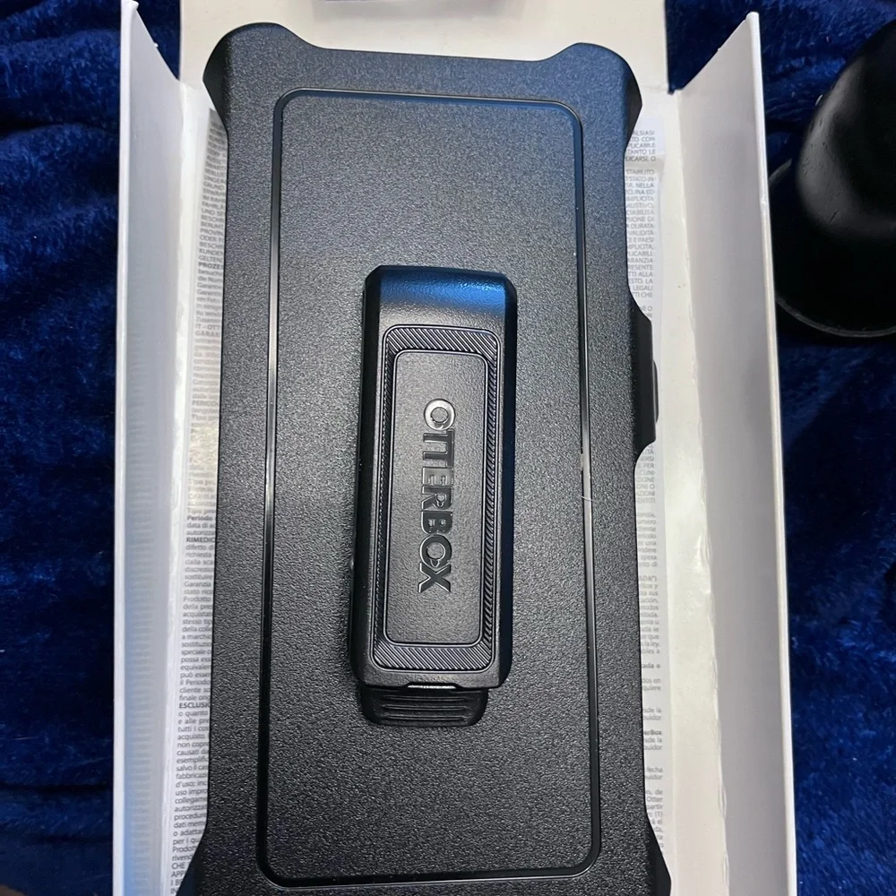 OtterBox Defender Series Black Case